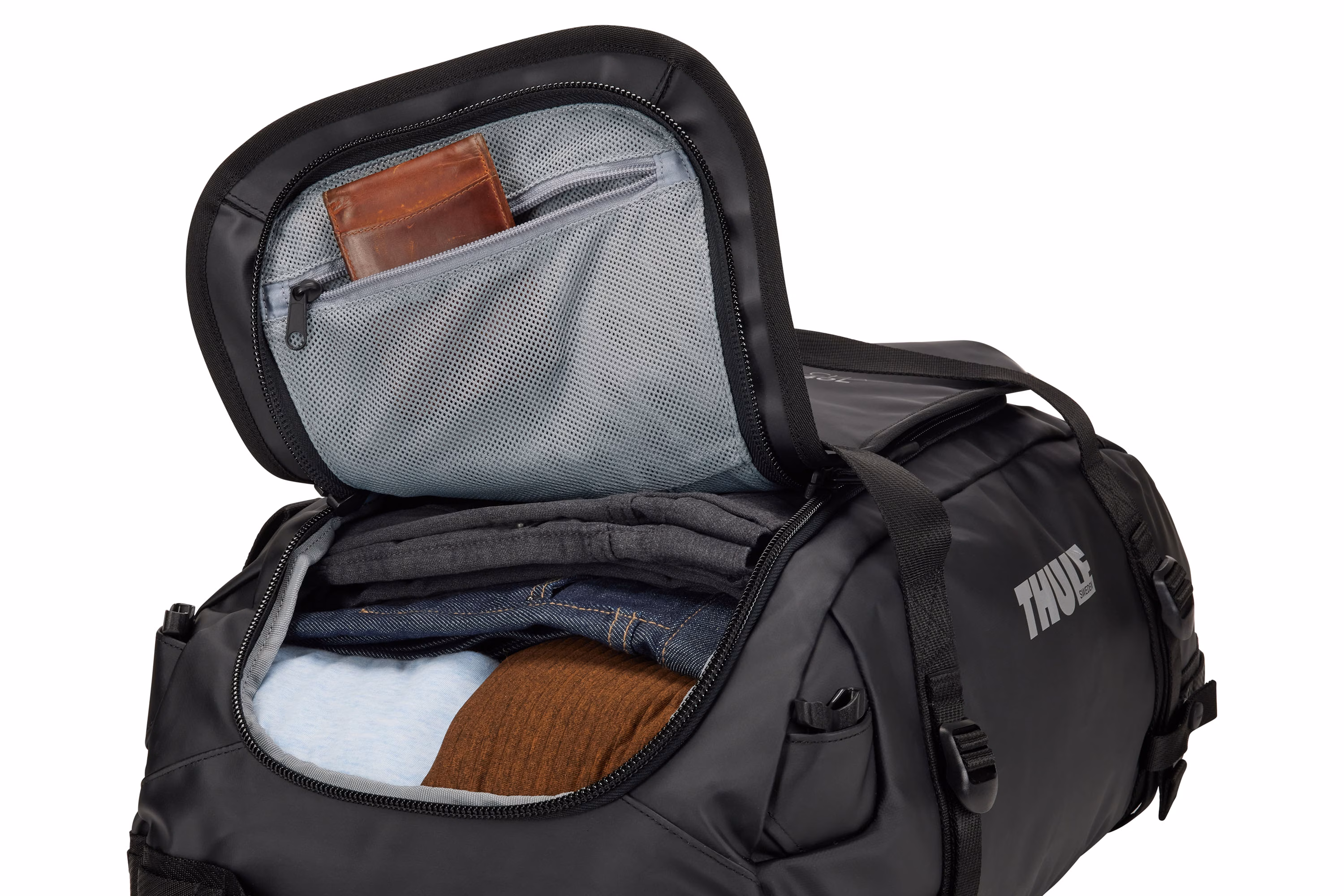 Thule Chasm 40L duffel black