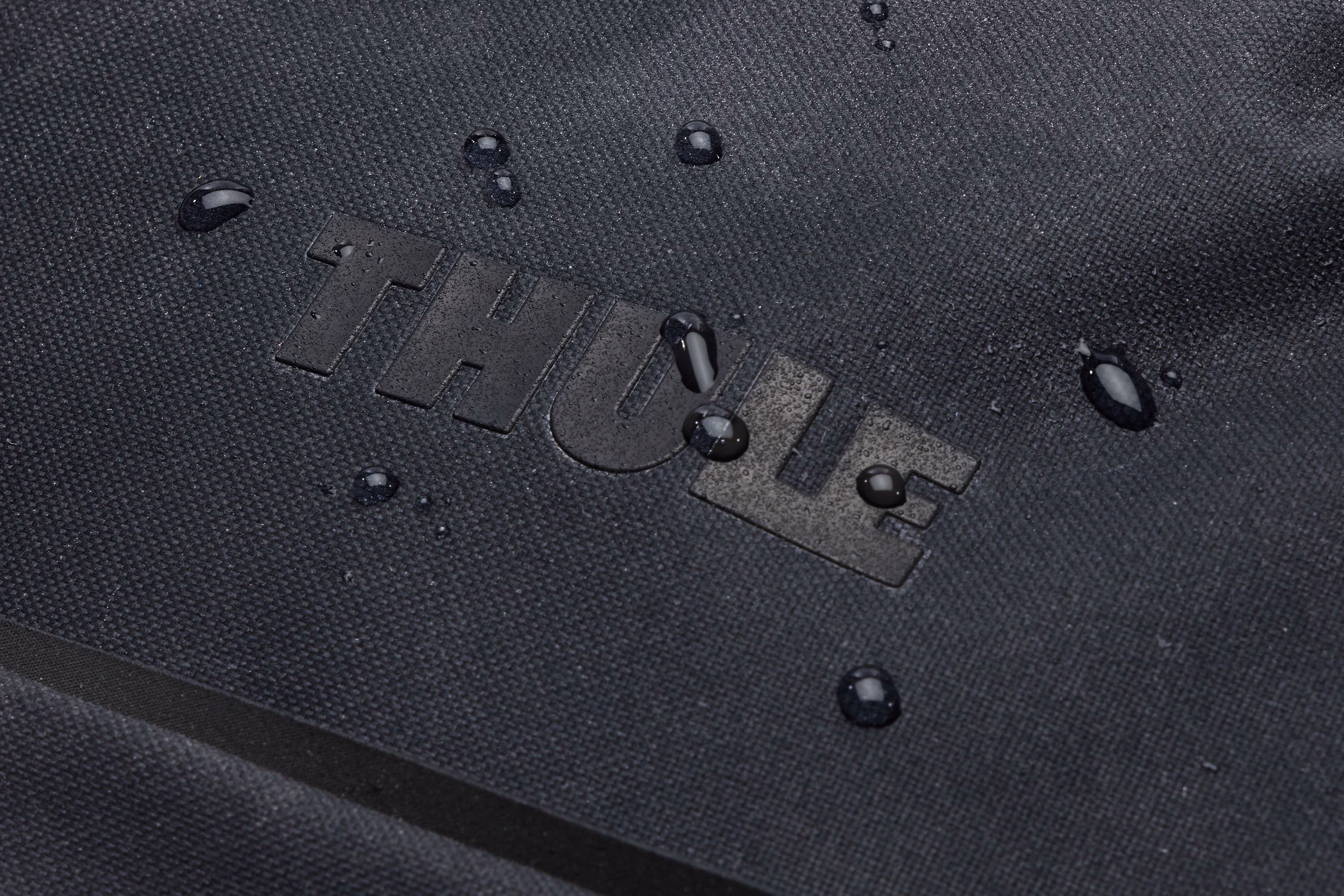Thule Aion Carry On Spinner