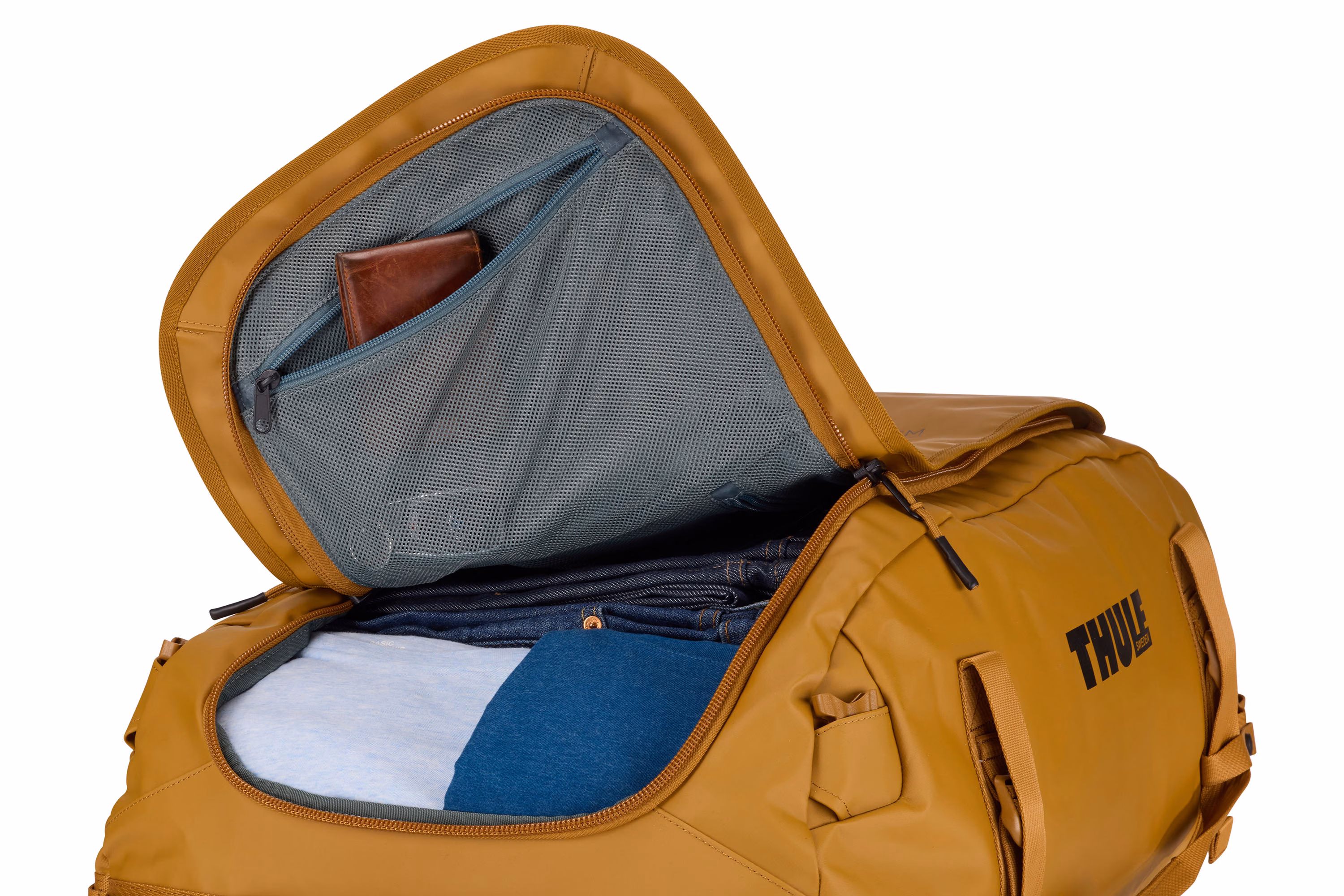 Thule Chasm Duffel 90L golden