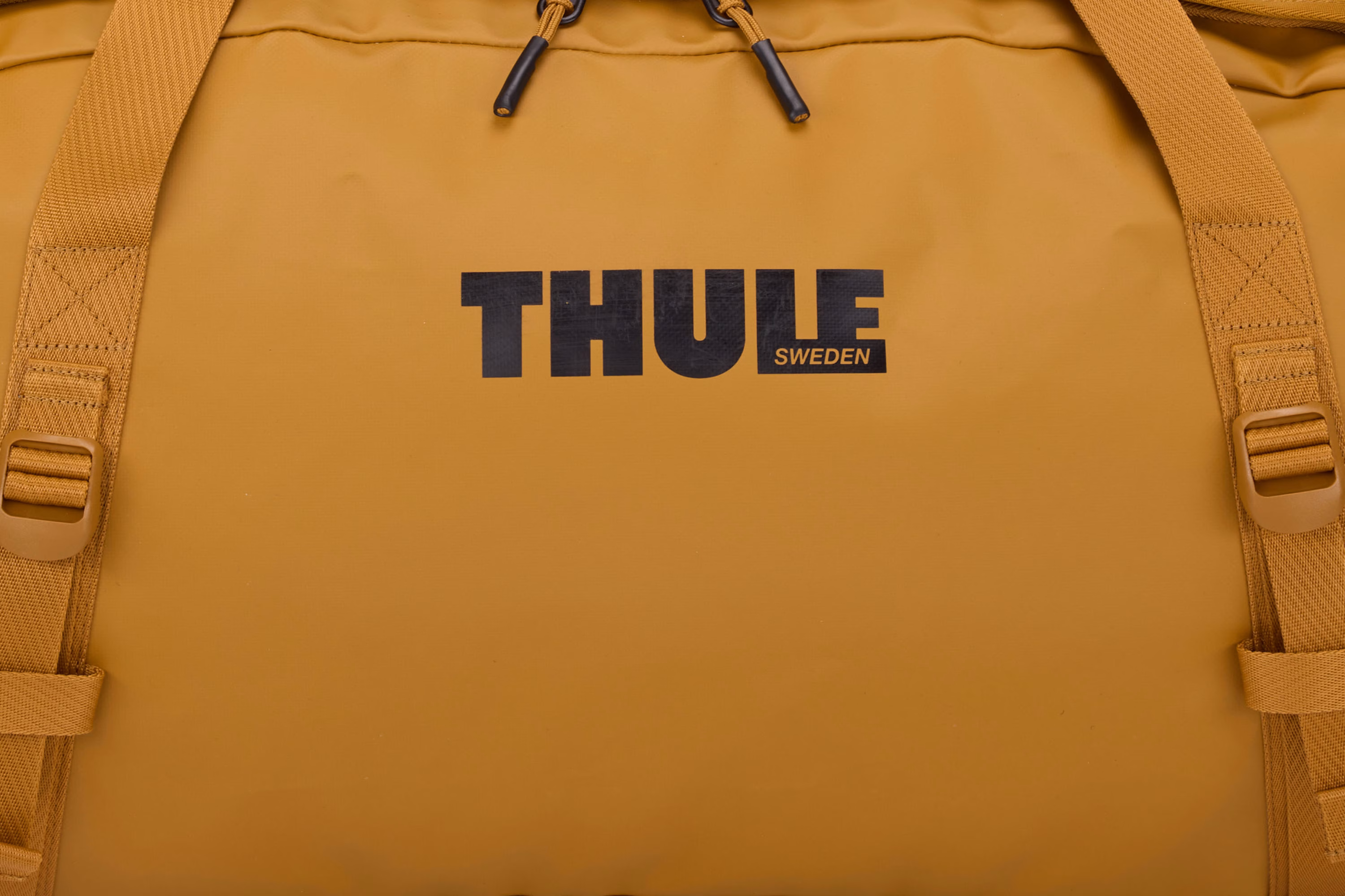 Thule Chasm Duffel 90L golden