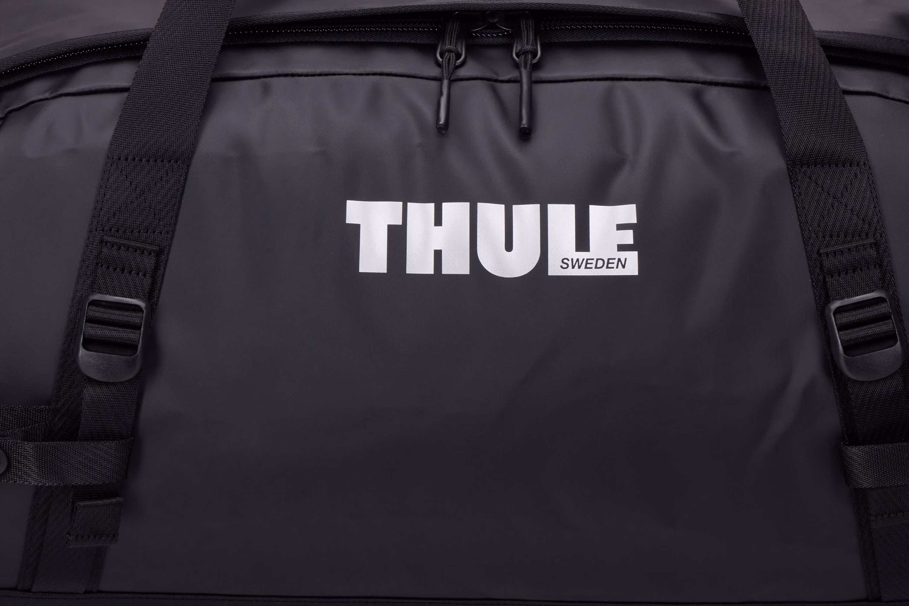 Thule Chasm 70L duffel black