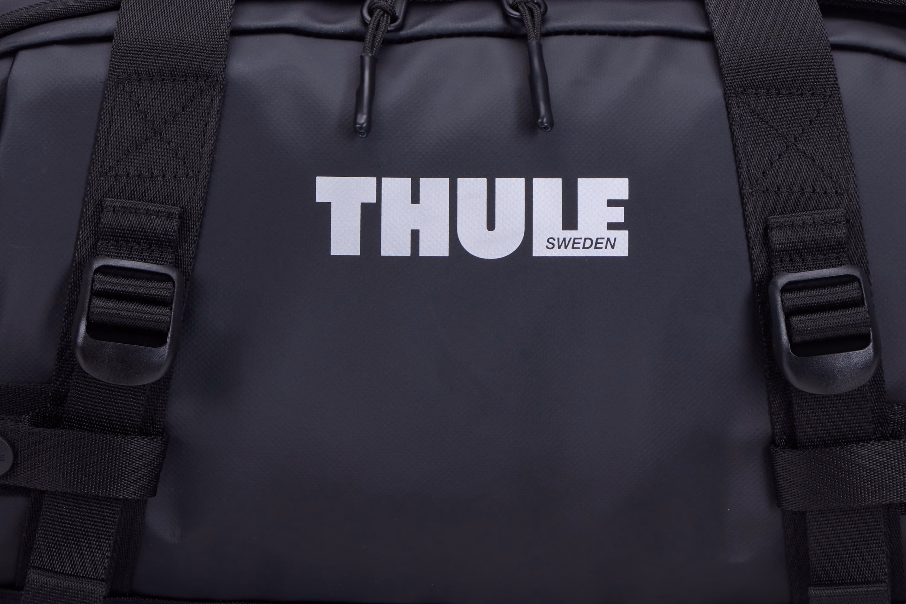 Thule Chasm 30L duffel