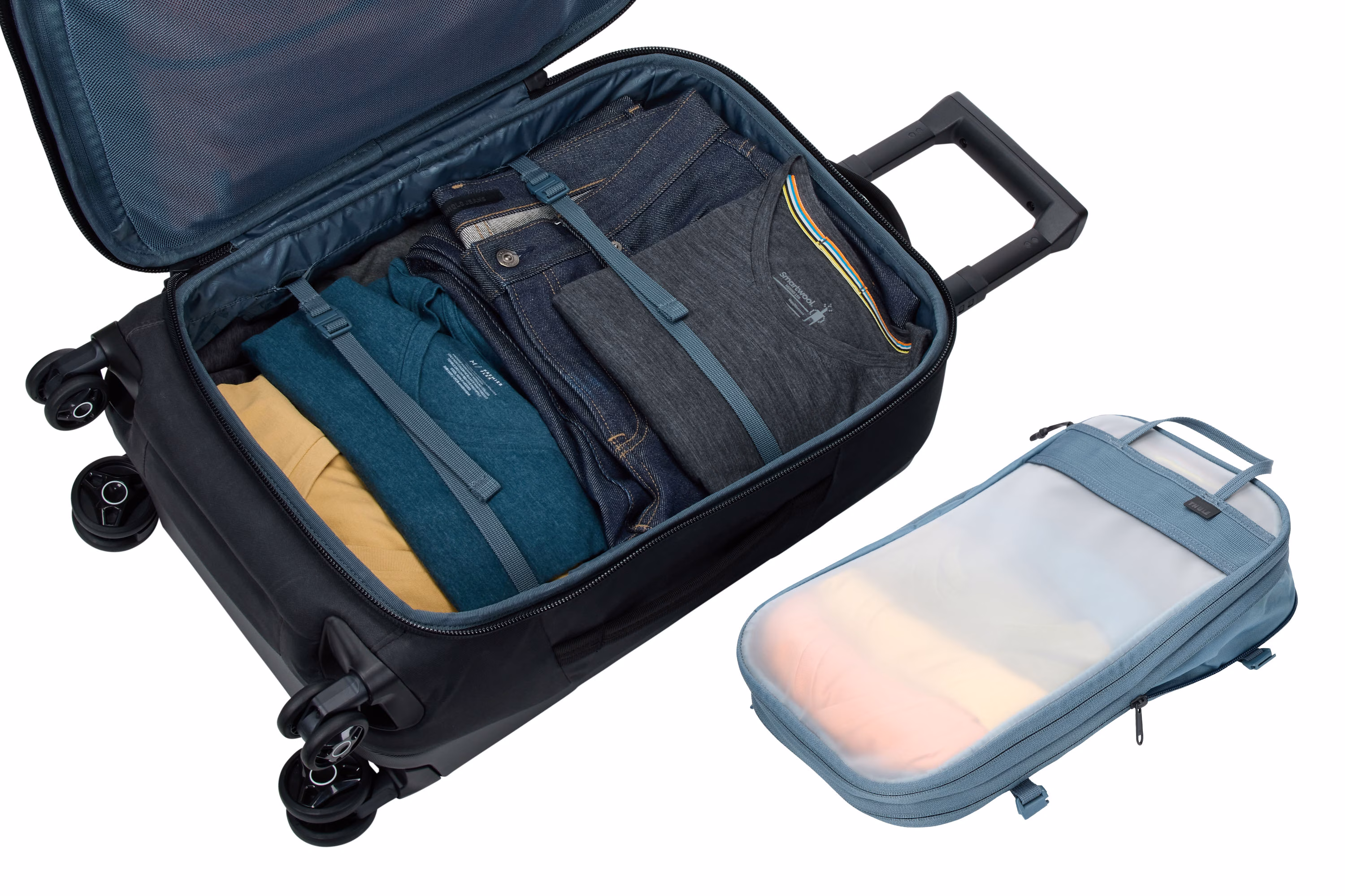 Thule Aion Carry On Spinner