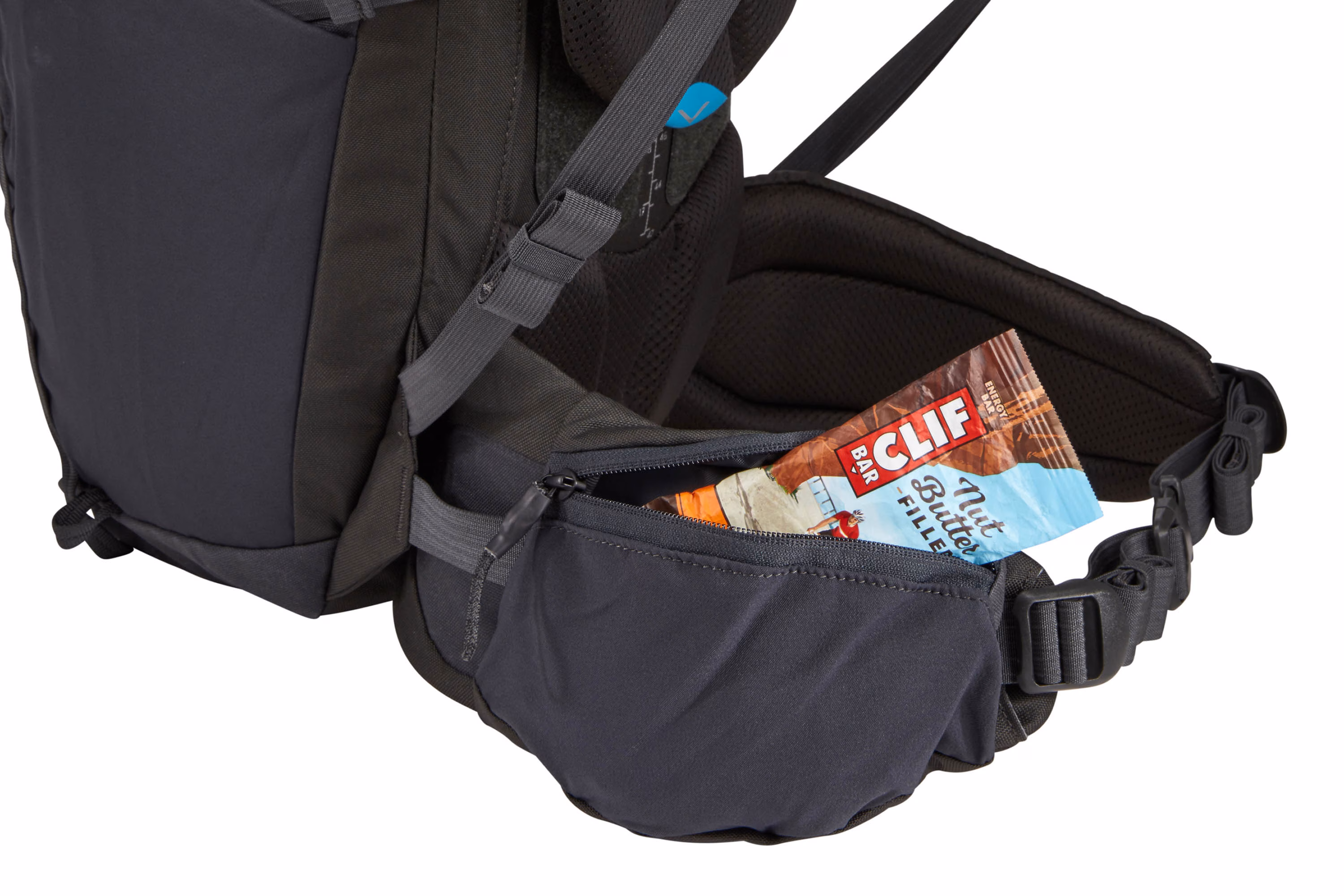 Thule AllTrail X 35L hipbelt pockets
