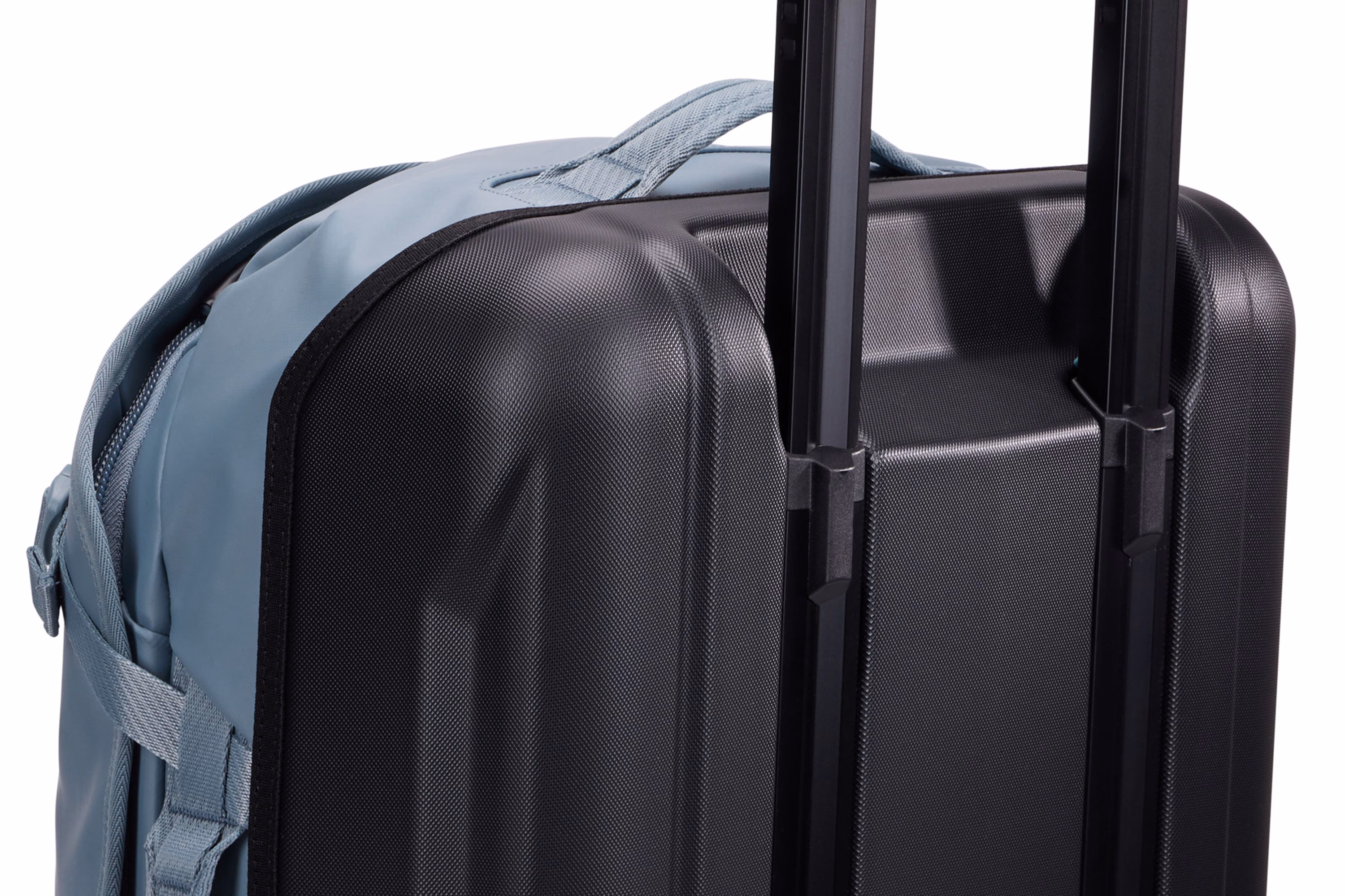 Thule Chasm carry on pond gray