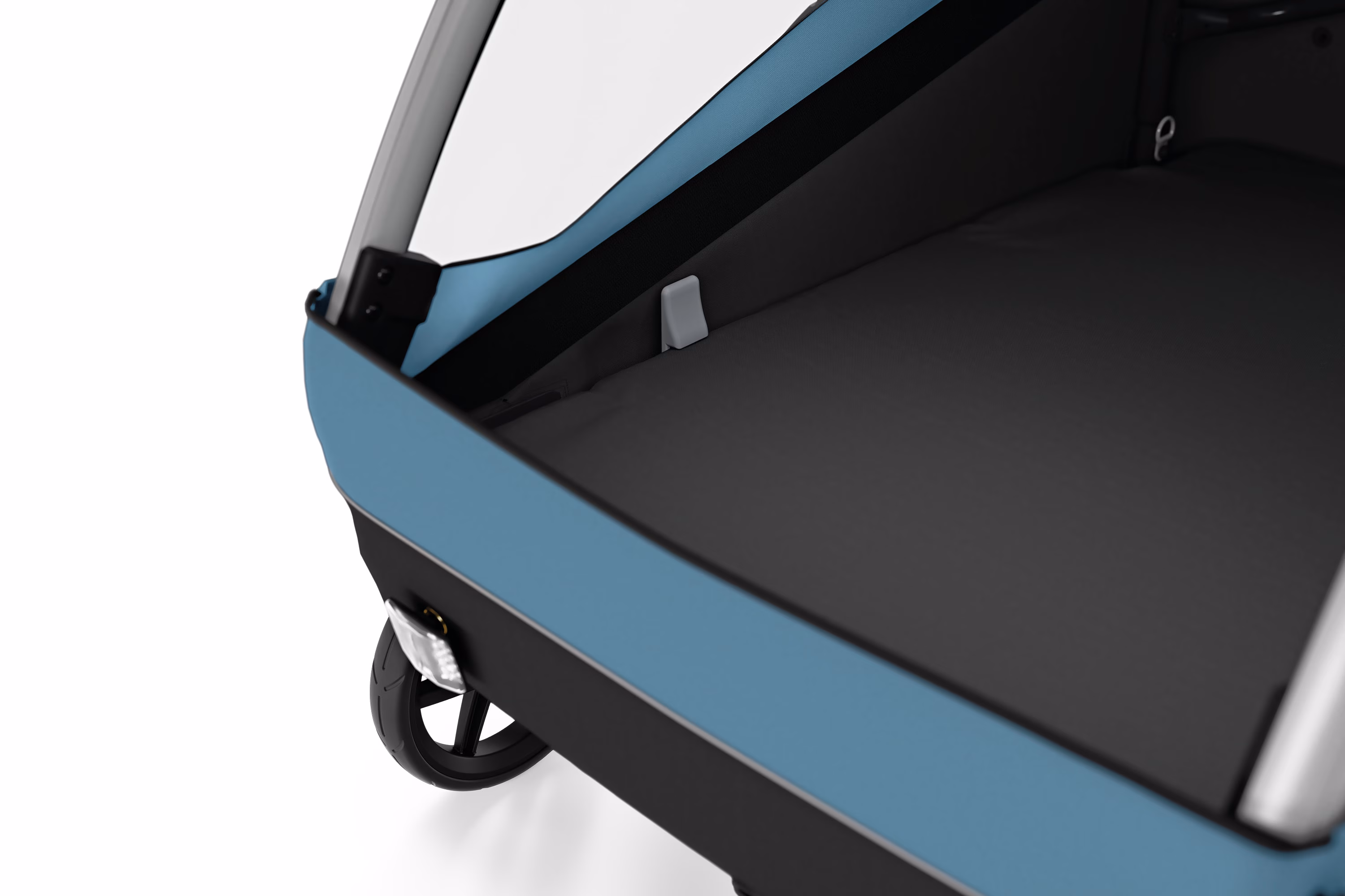 Thule Courier